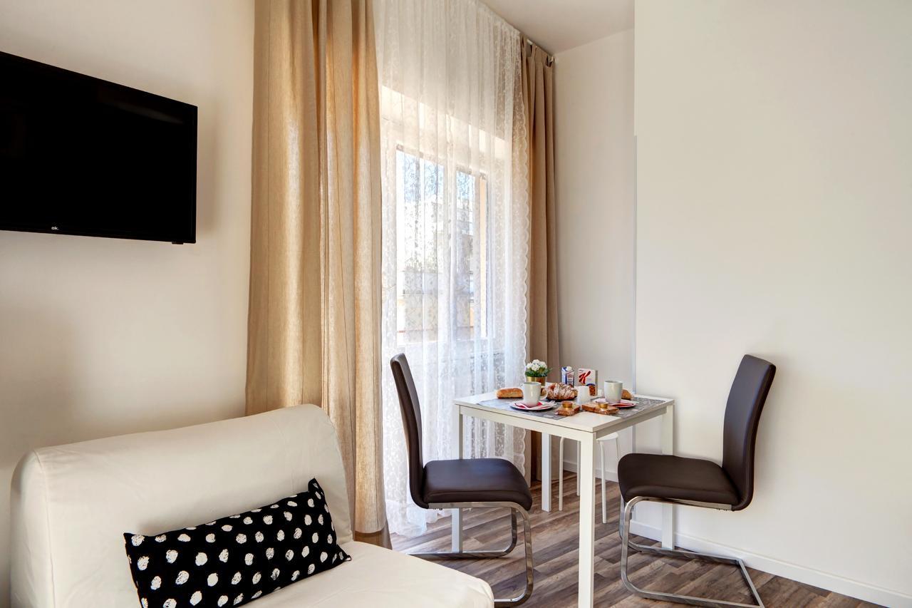 Pianeta Roma 62 Hotel Ngoại thất bức ảnh