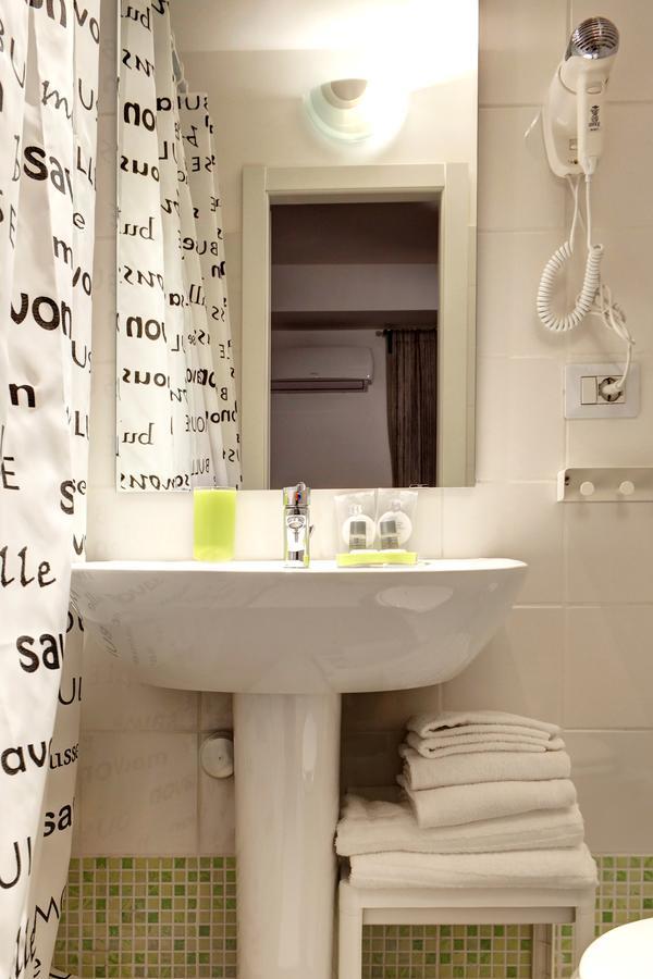 Pianeta Roma 62 Hotel Ngoại thất bức ảnh