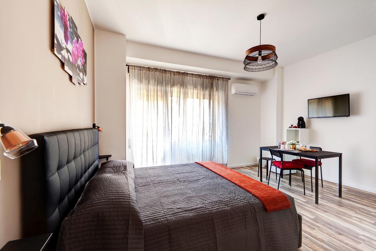 Pianeta Roma 62 Hotel Ngoại thất bức ảnh