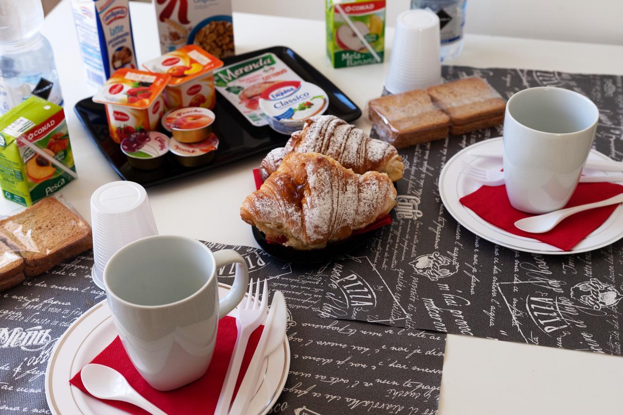 Pianeta Roma 62 Hotel Ngoại thất bức ảnh
